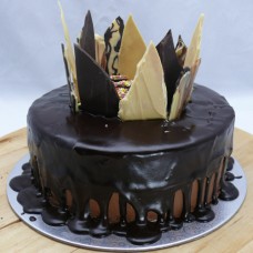 Chocolate Shard cake - Drip Chocolate with Freckles